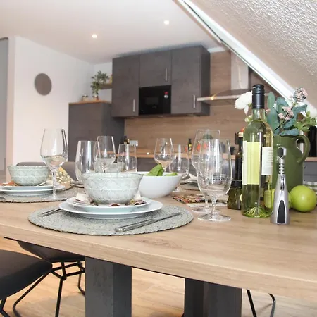 Tiefsinn Apartamento *